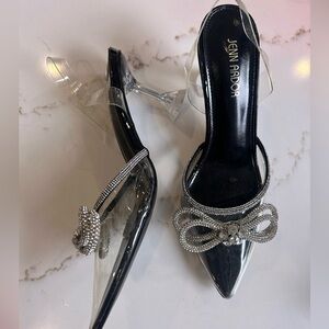 Jenn Ardor Women's Black and Silver bow
 Heels size 8.5